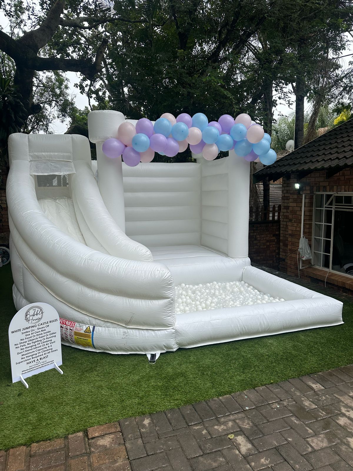 Castle with Slide & Ball Pit (3.5m x 3.5m)